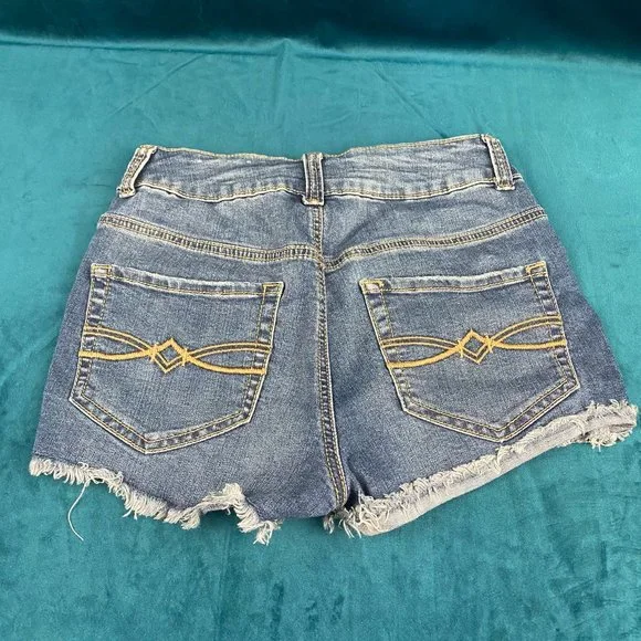 Mudd FLX Stretch 2 Button Distressed Jean Shorts - Picture 4 of 10